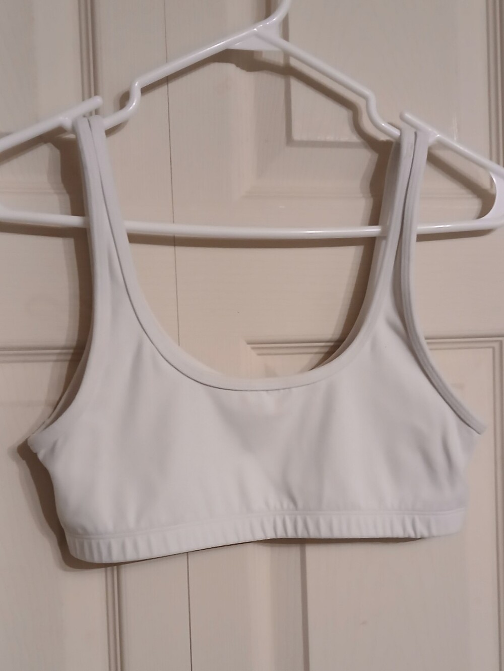 TNAction White Mini Sports Bra Top, Size  Medium (M)